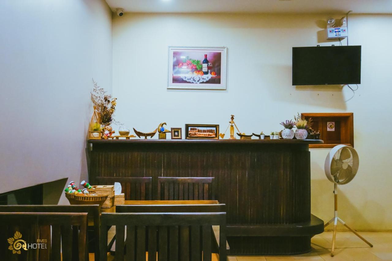 Five.s Hotel Kampot