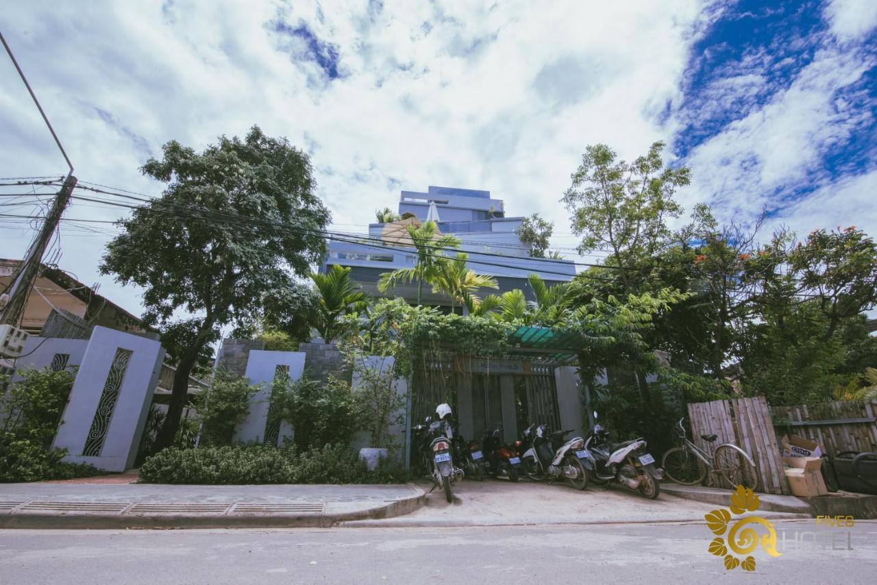 Five.s Hotel 3*